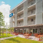 Eklo Paris Cdg Airport Hotel *